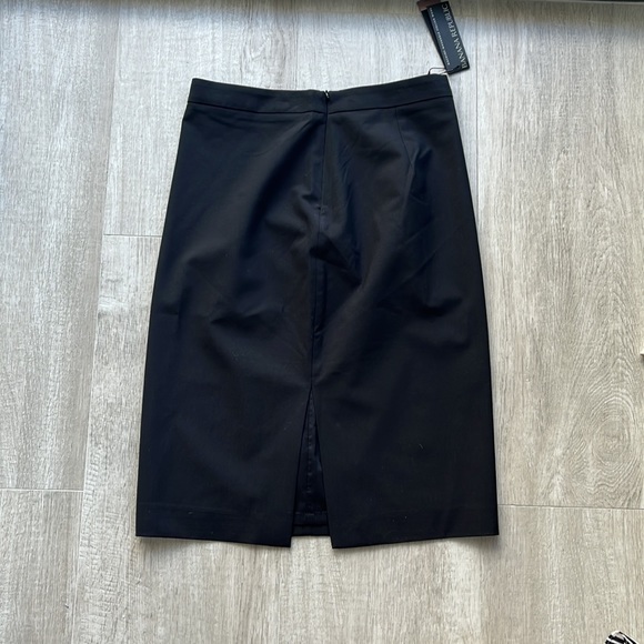 NWT Banana republic pencil skirt size 2P - Picture 2 of 2